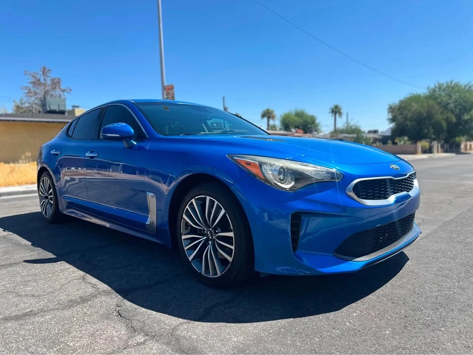2019 Kia Stinger - Image 6 of 10