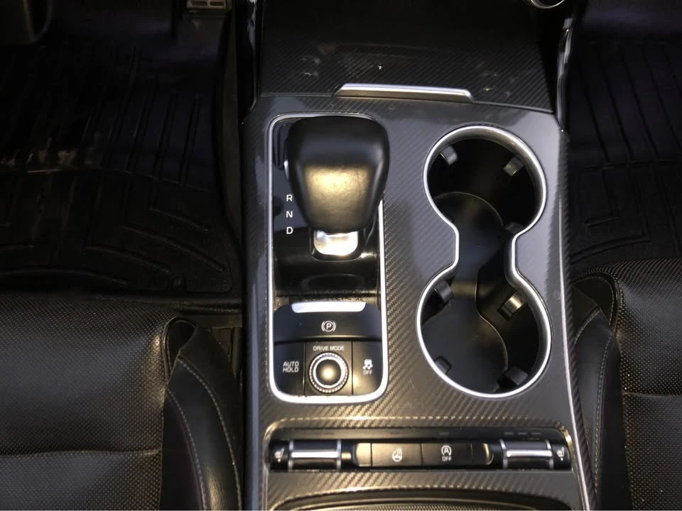 2019 Kia Stinger - Image 16 of 20