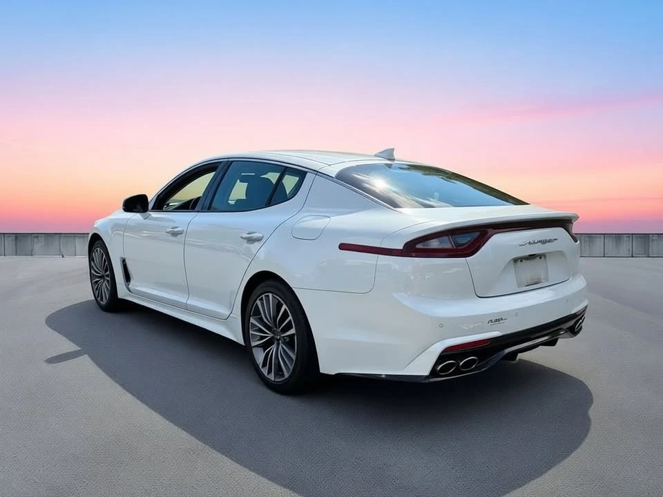2019 Kia Stinger - Image 3 of 6