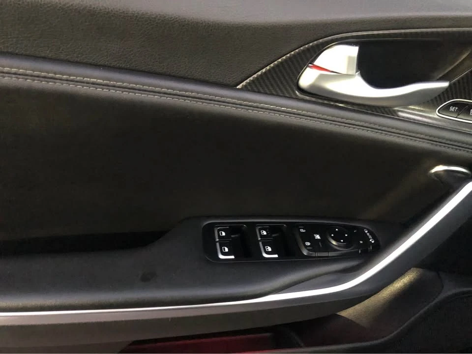 2019 Kia Stinger - Image 9 of 20