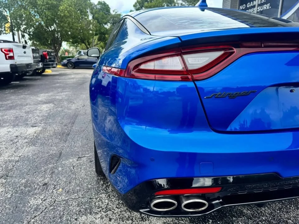 2019 Kia Stinger - Image 11 of 20