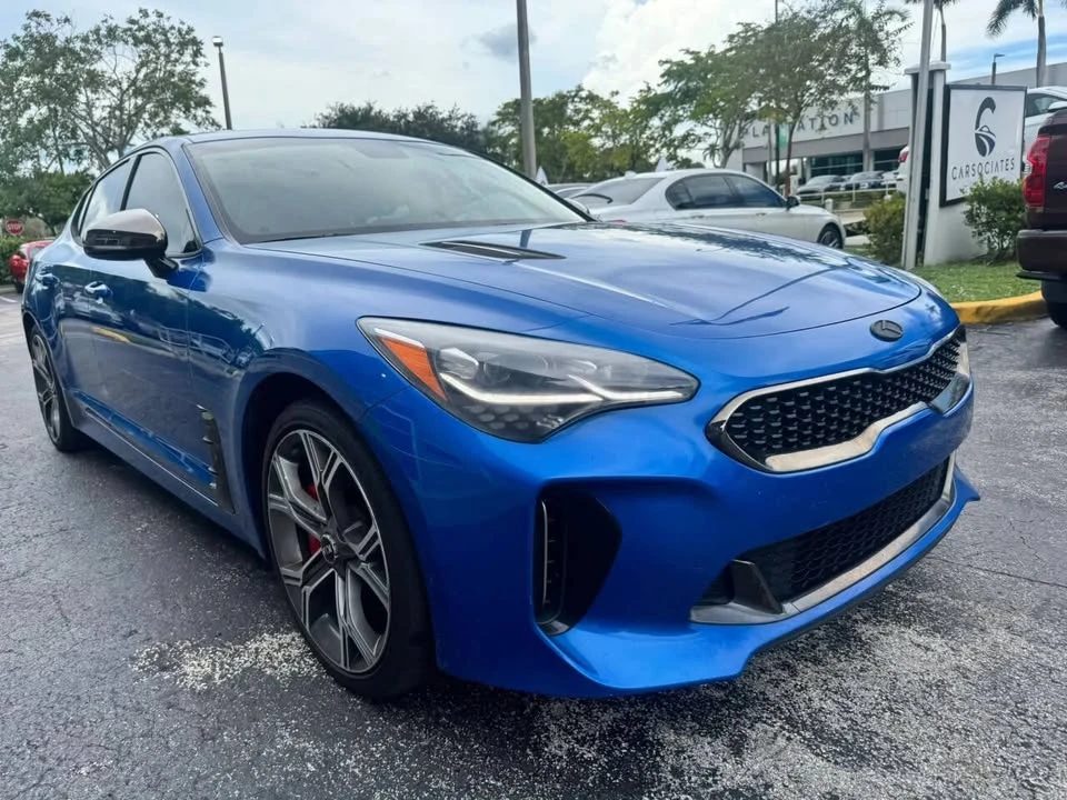 2019 Kia Stinger - Image 2 of 20