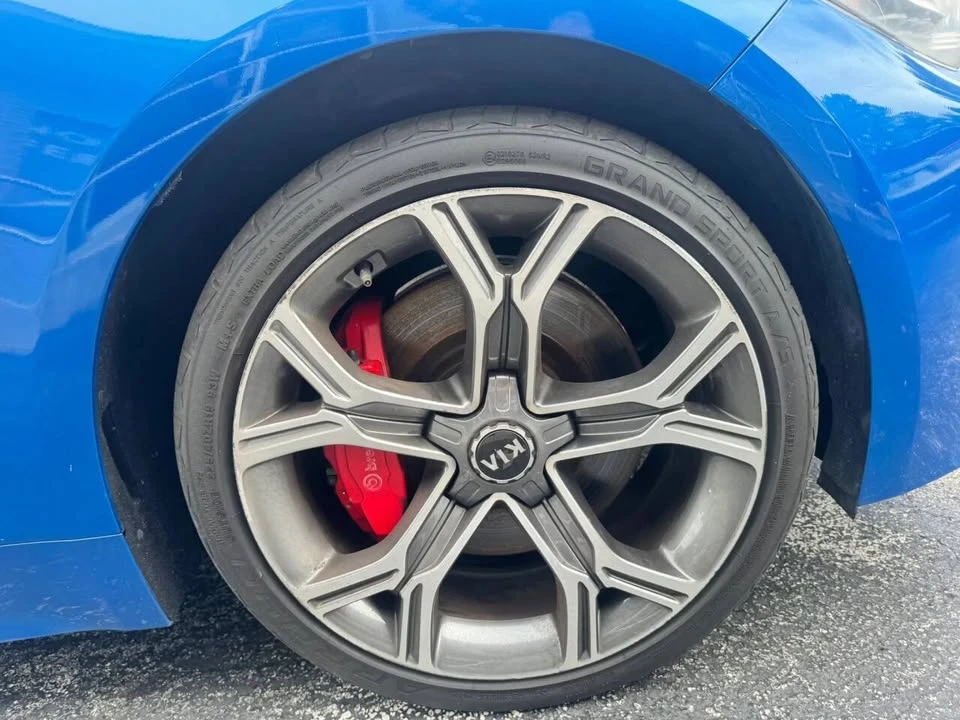 2019 Kia Stinger - Image 14 of 20