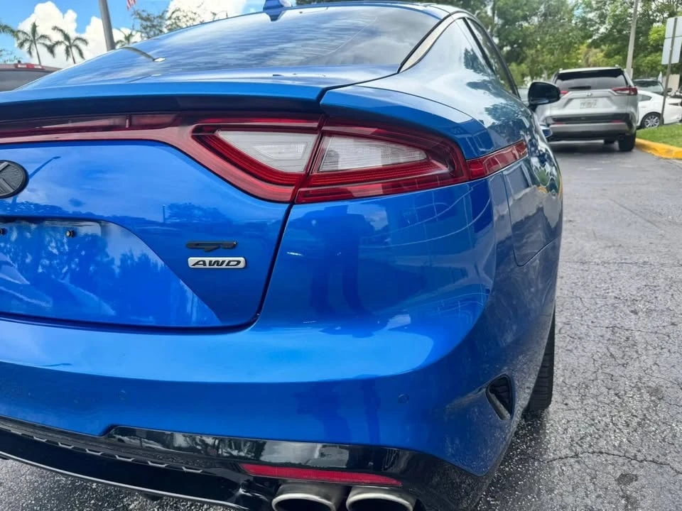 2019 Kia Stinger - Image 12 of 20