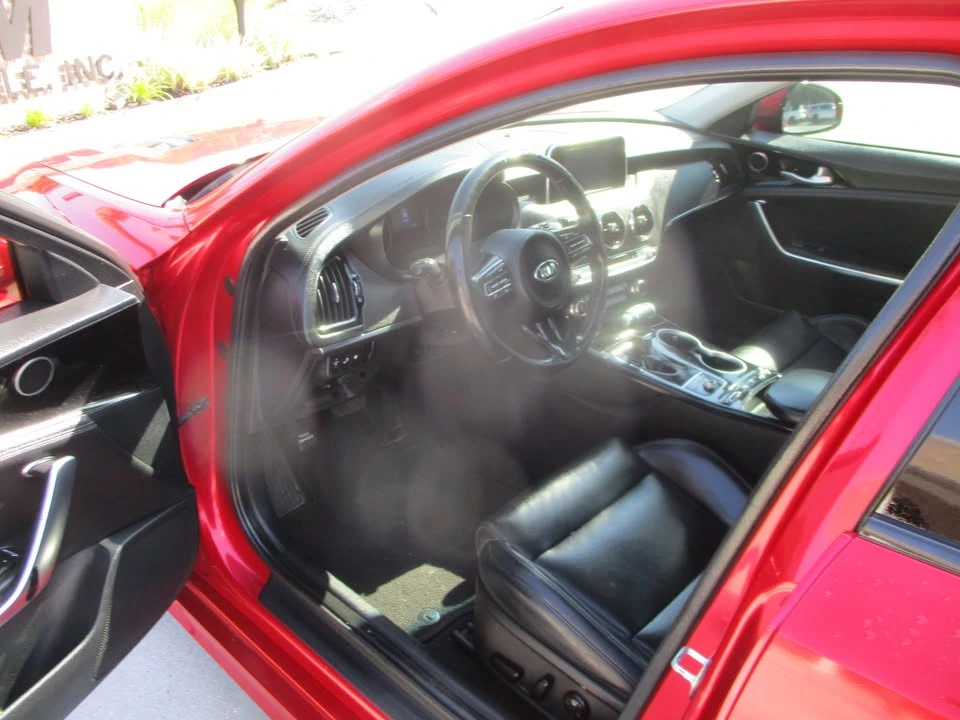 2019 Kia Stinger - Image 11 of 15
