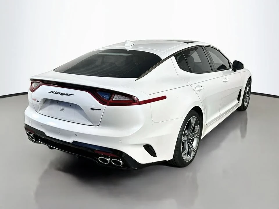 2019 Kia Stinger - Image 8 of 20