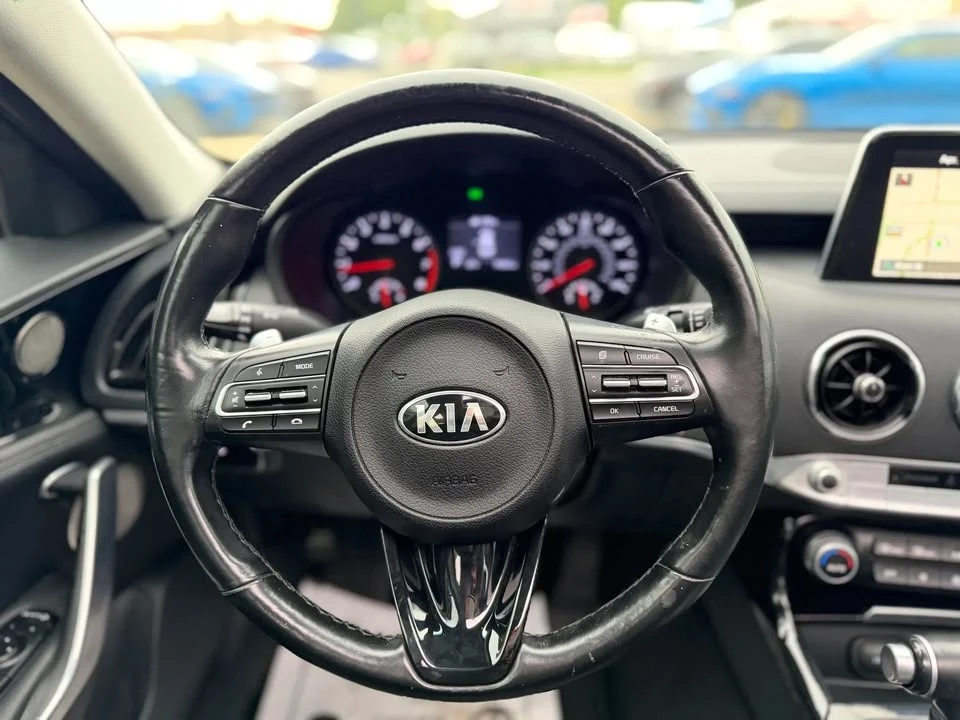 2019 Kia Stinger - Image 15 of 20