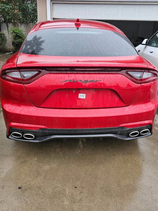 2019 Kia Stinger - Image 2 of 6