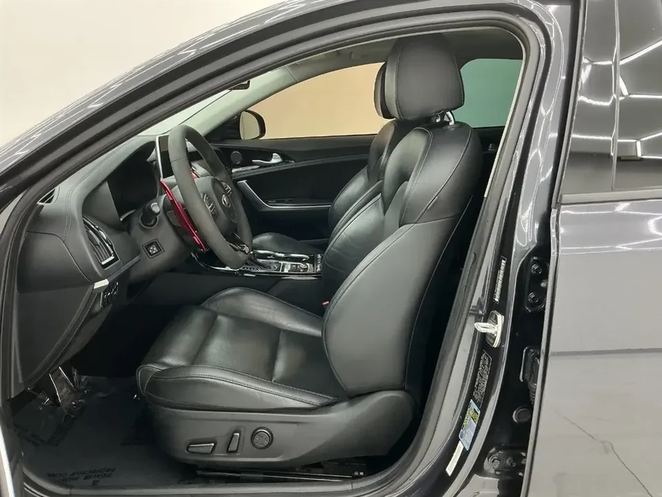 2019 Kia Stinger - Image 7 of 20