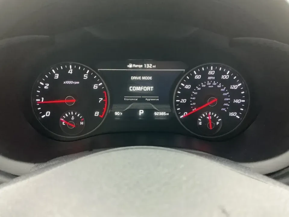2019 Kia Stinger - Image 14 of 20
