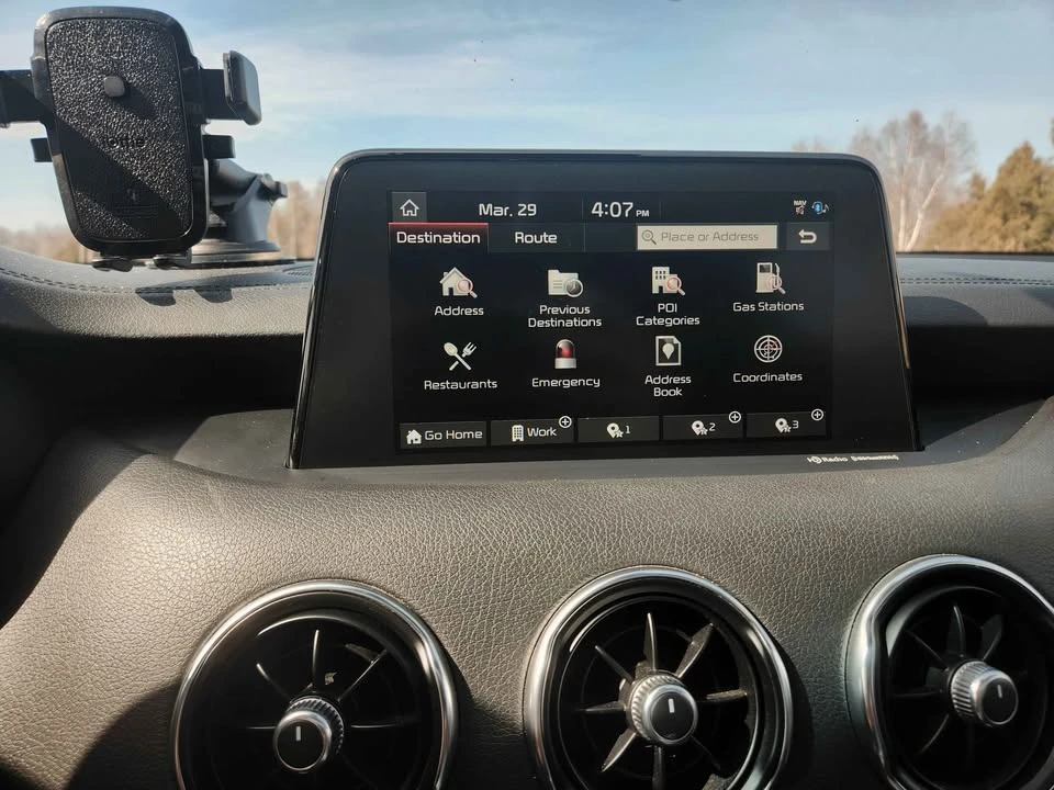 2019 Kia Stinger - Image 7 of 10
