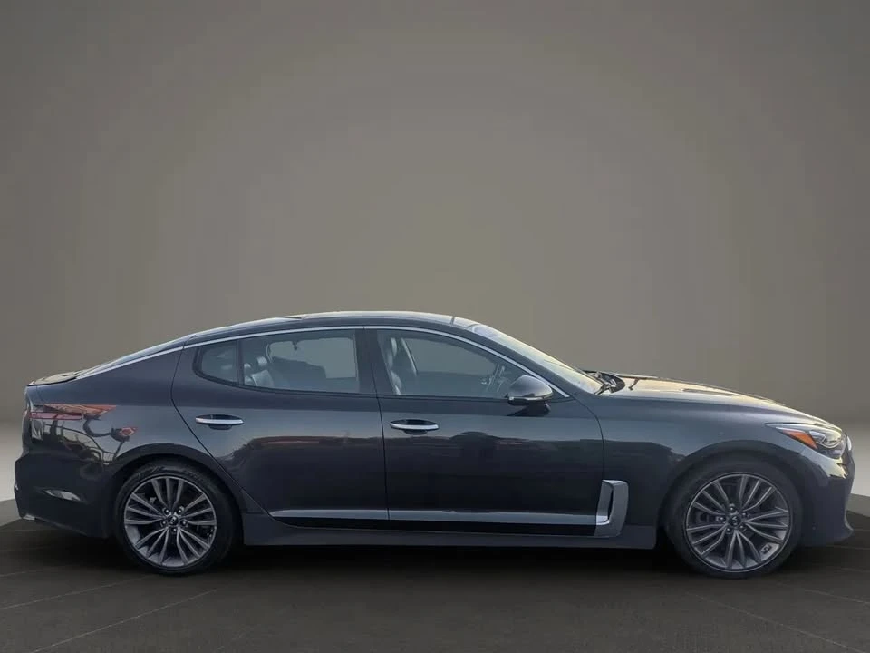 2019 Kia Stinger - Image 4 of 20