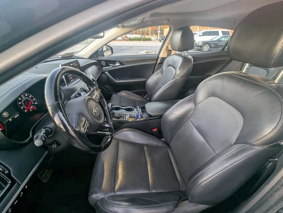 2019 Kia Stinger - Image 9 of 20