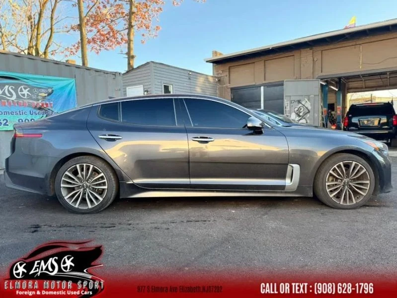 2019 Kia Stinger - Image 5 of 12