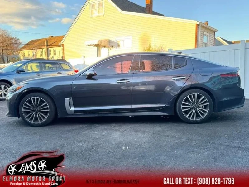 2019 Kia Stinger - Image 11 of 12