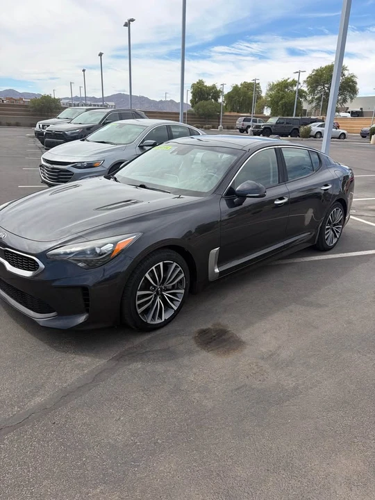 2019 Kia Stinger - Image 3 of 8