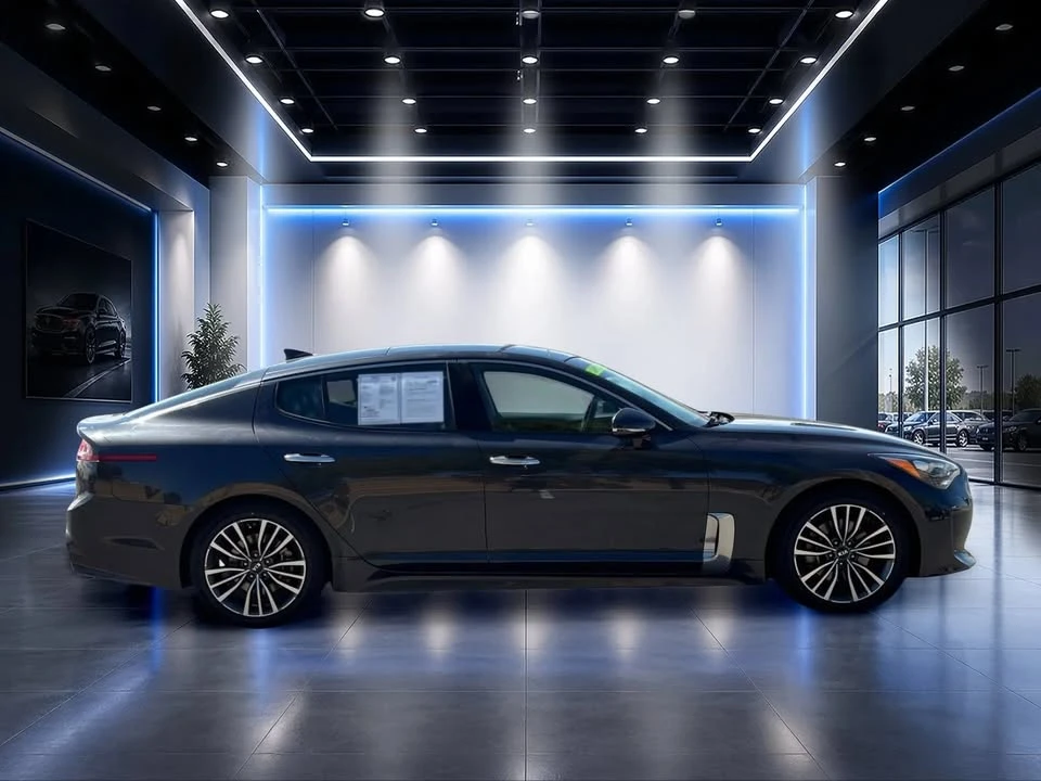 2019 Kia Stinger - Image 2 of 19