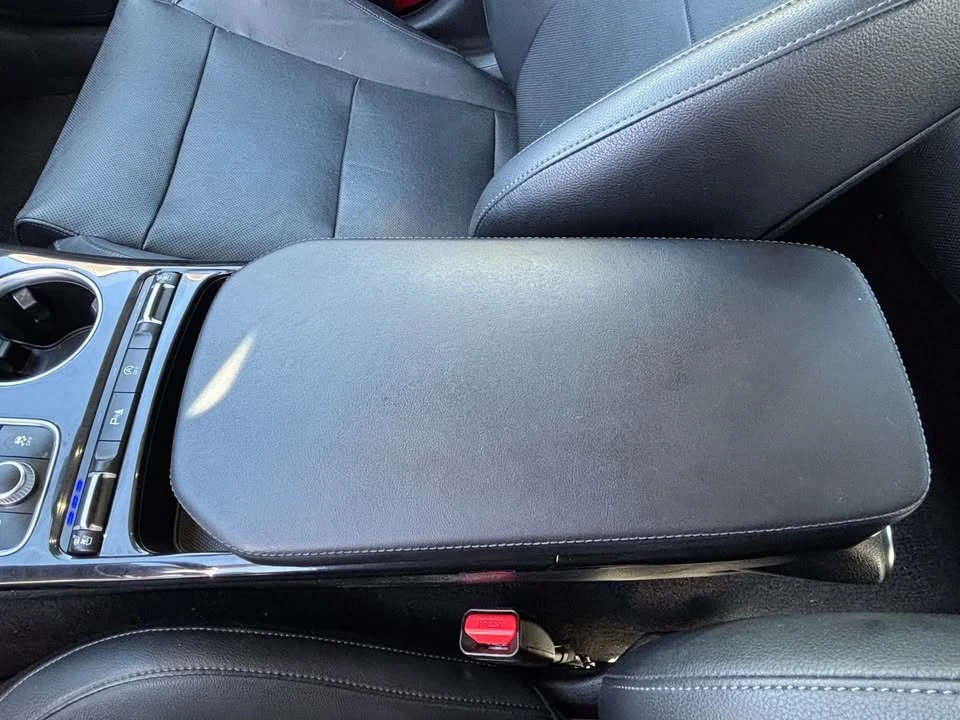 2019 Kia Stinger - Image 17 of 19