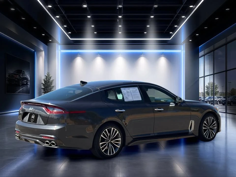 2019 Kia Stinger - Image 3 of 19