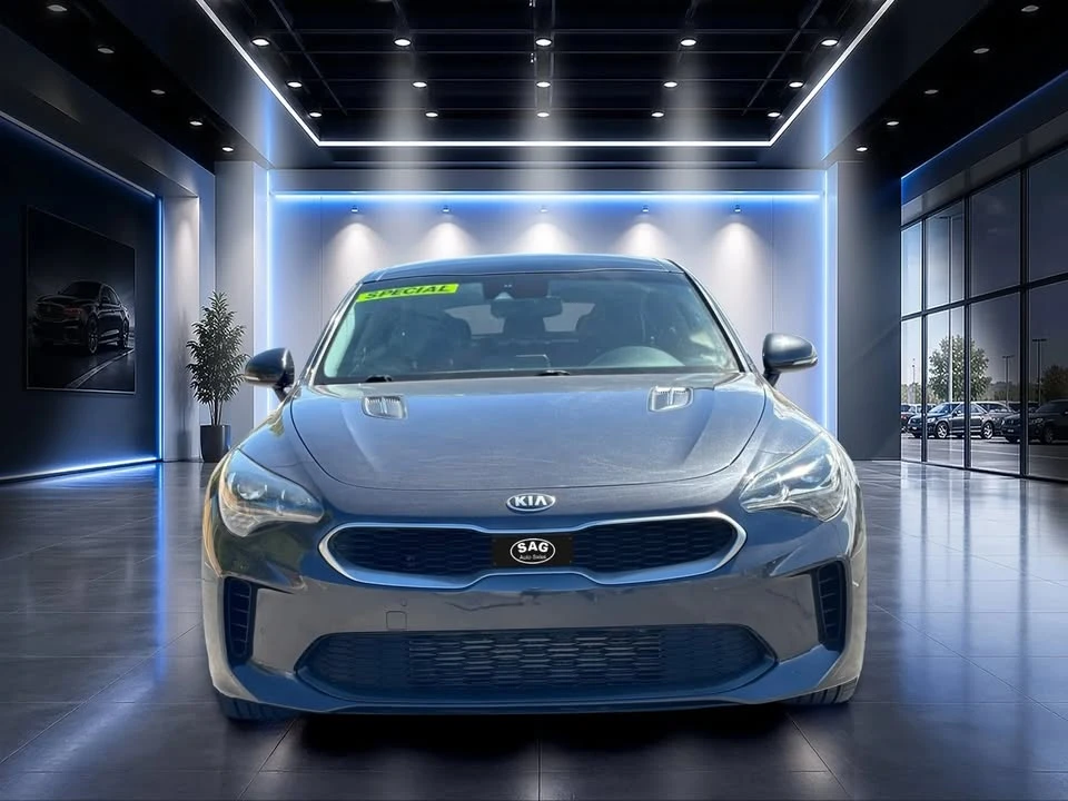 2019 Kia Stinger - Image 8 of 19