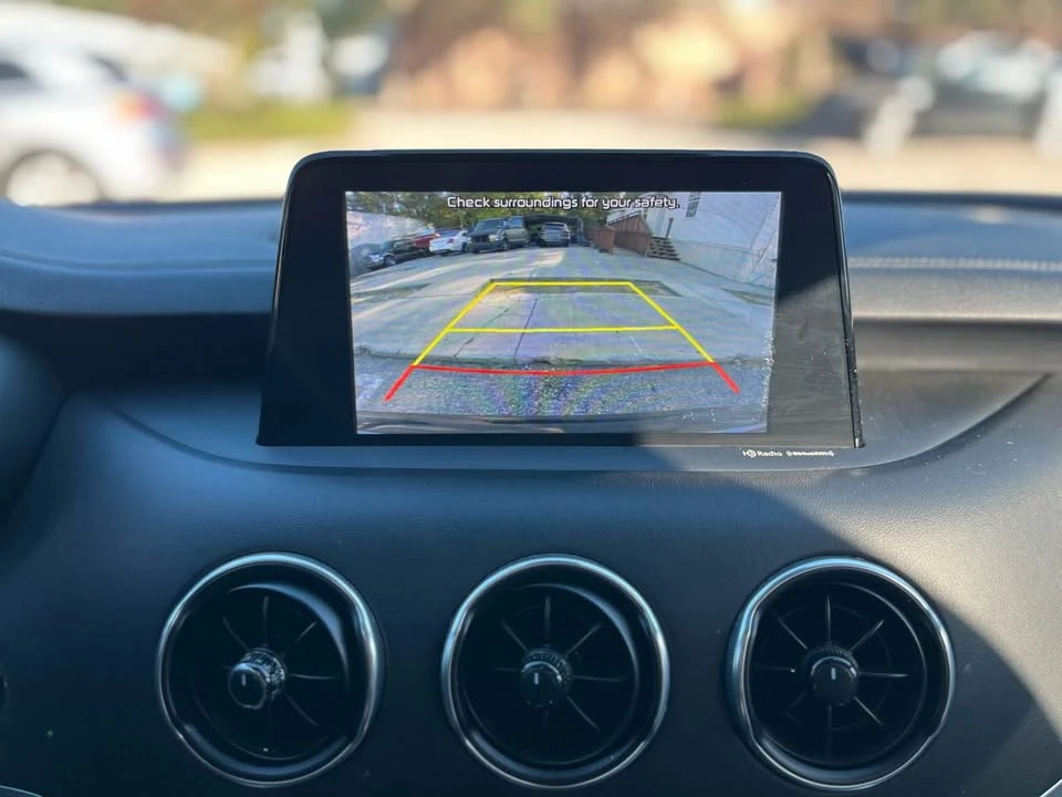 2019 Kia Stinger - Image 12 of 17