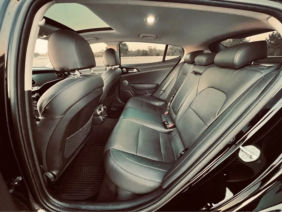 2019 Kia Stinger - Image 17 of 20