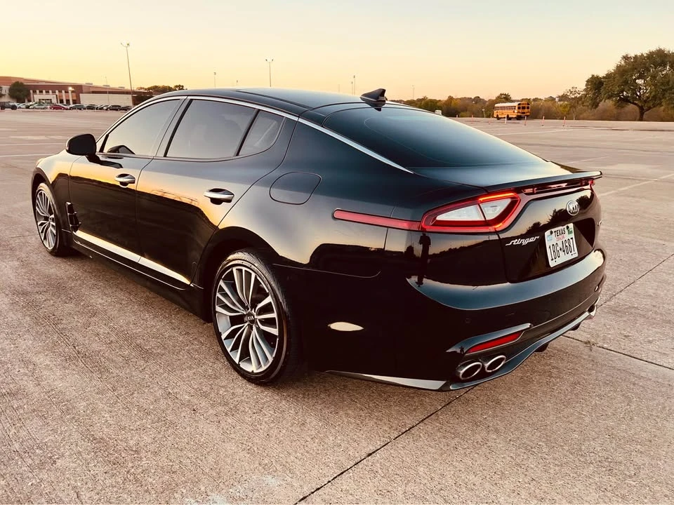 2019 Kia Stinger - Image 5 of 20