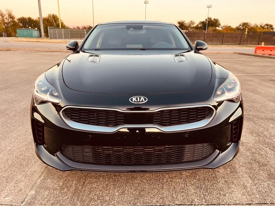 2019 Kia Stinger - Image 10 of 20