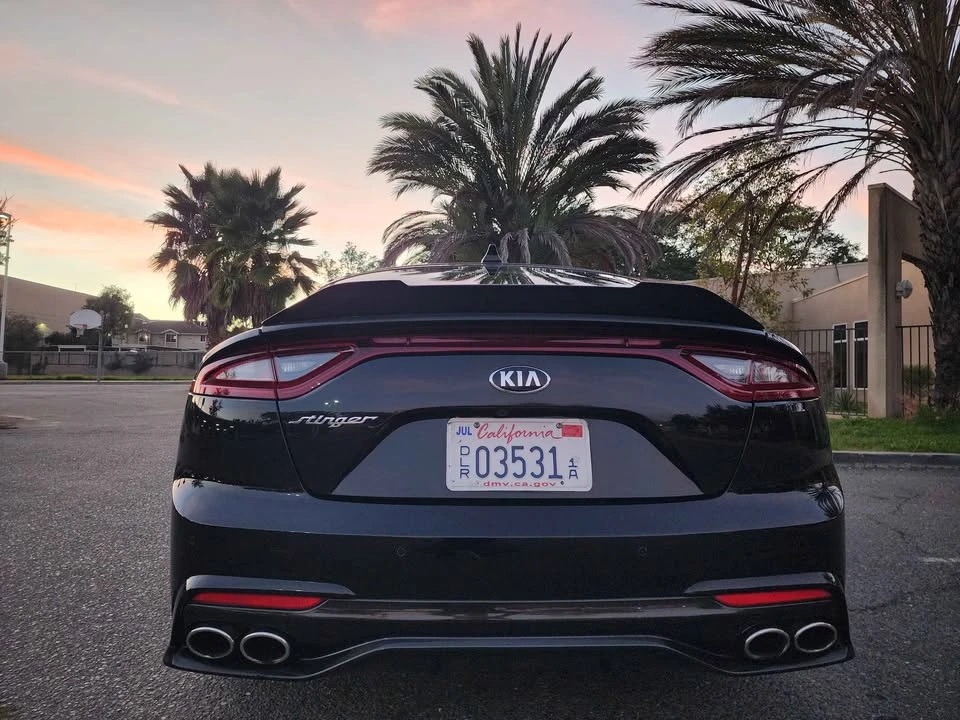 2019 Kia Stinger - Image 7 of 18