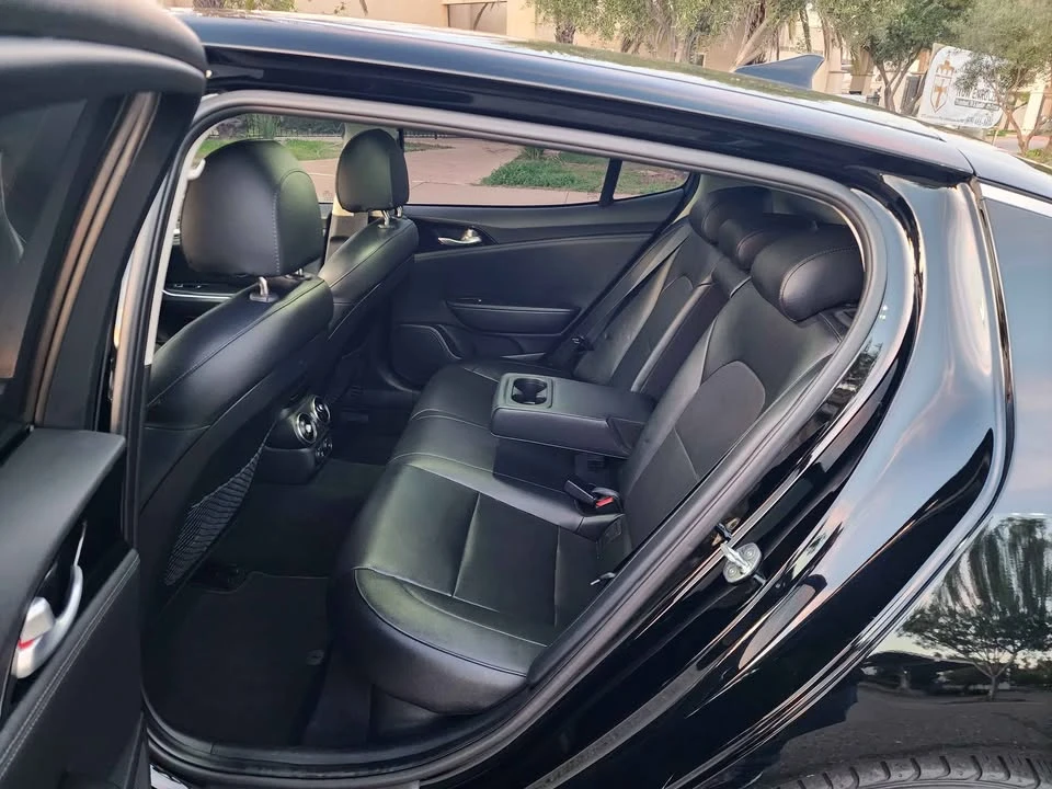 2019 Kia Stinger - Image 14 of 18