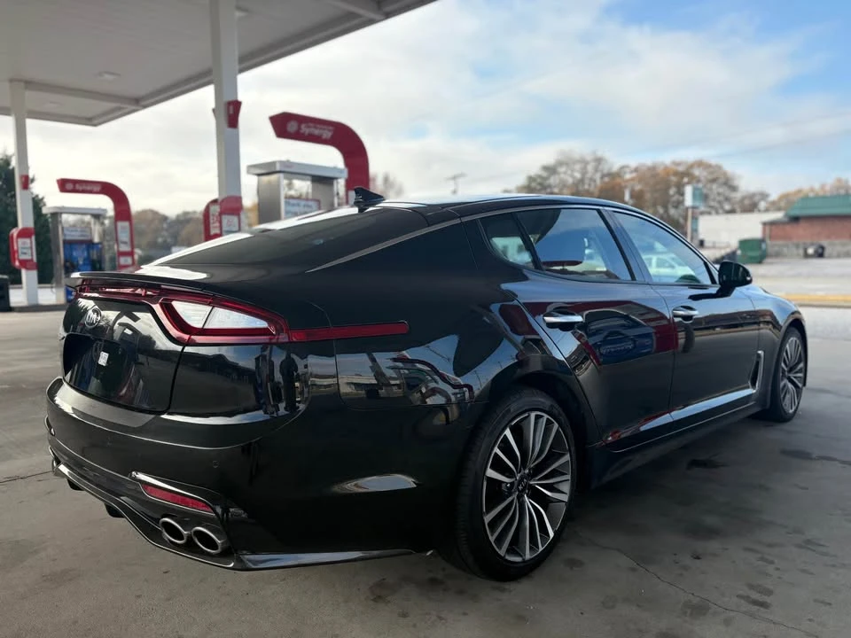 2019 Kia Stinger - Image 5 of 18