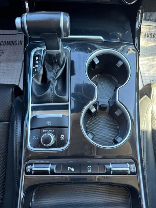 2019 Kia Stinger - Image 10 of 20