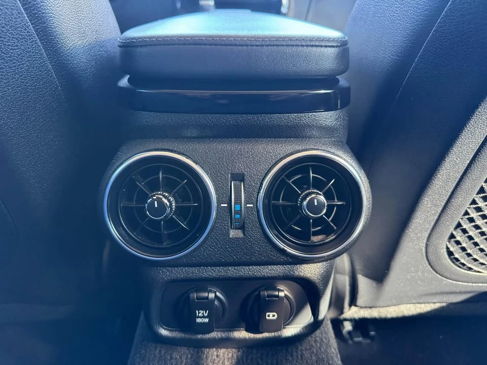 2019 Kia Stinger - Image 20 of 20