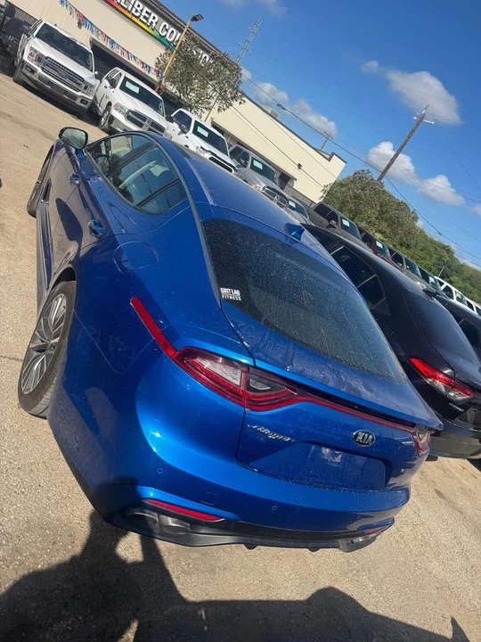 2019 Kia Stinger - Image 3 of 7