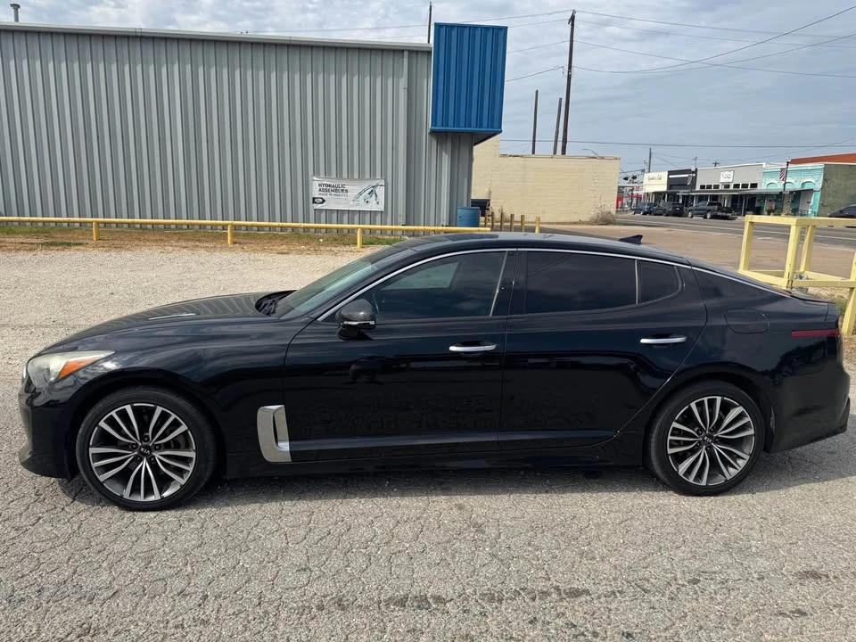 2019 Kia Stinger - Image 4 of 20