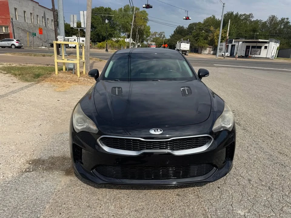 2019 Kia Stinger - Image 12 of 20