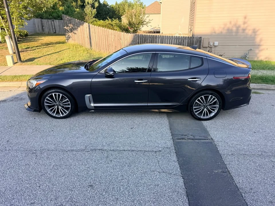 2019 Kia Stinger - Image 7 of 16