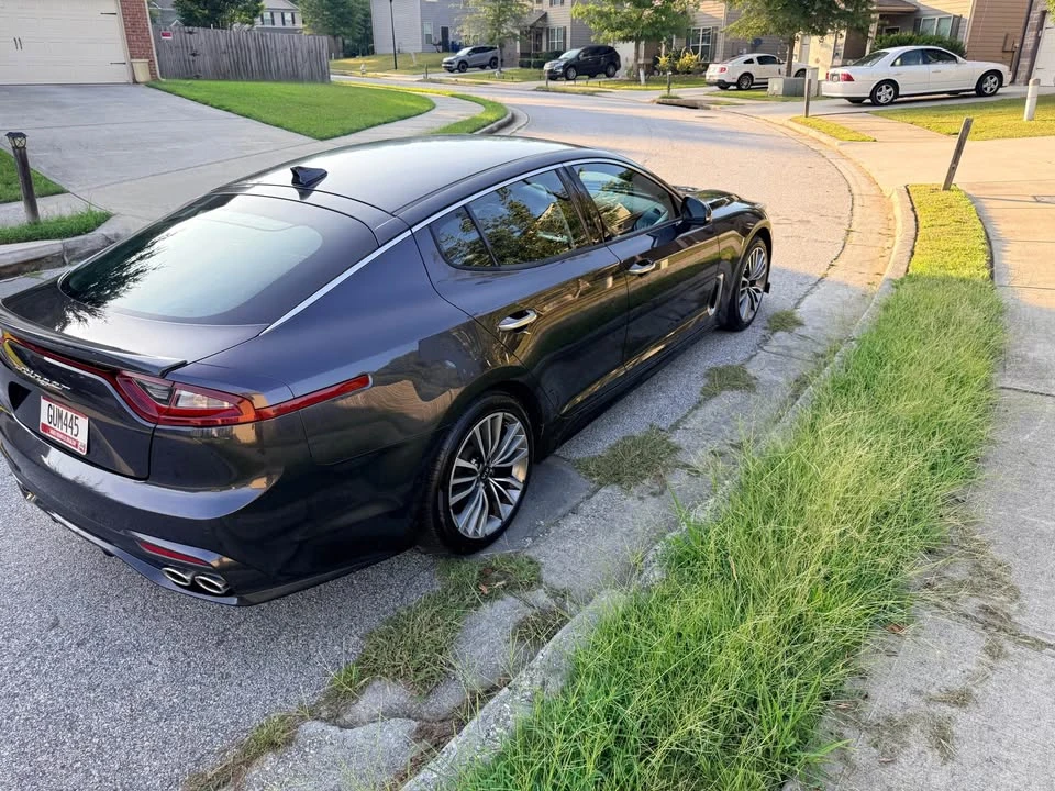 2019 Kia Stinger - Image 2 of 16