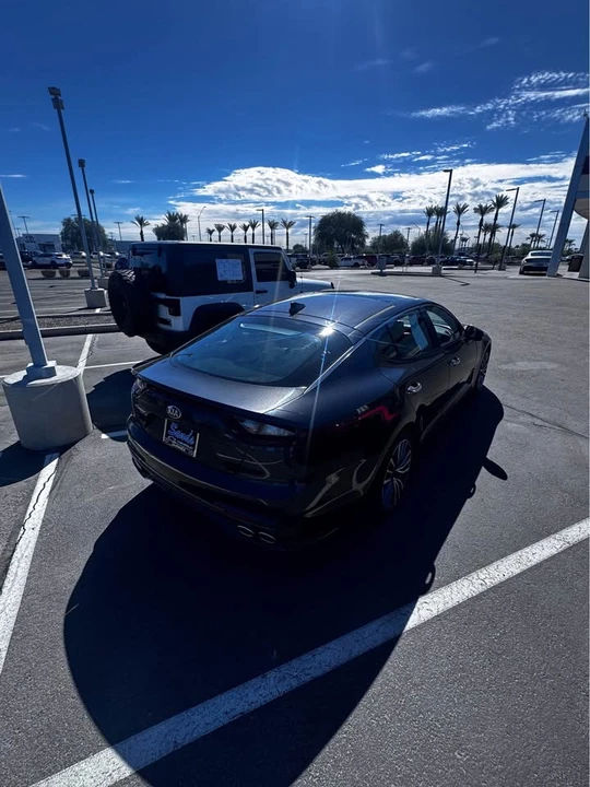 2019 Kia Stinger - Image 5 of 7