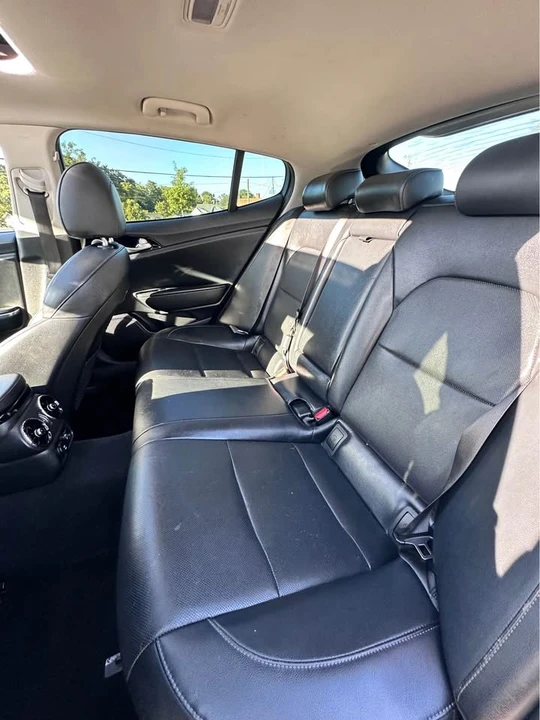 2019 Kia Stinger - Image 12 of 20