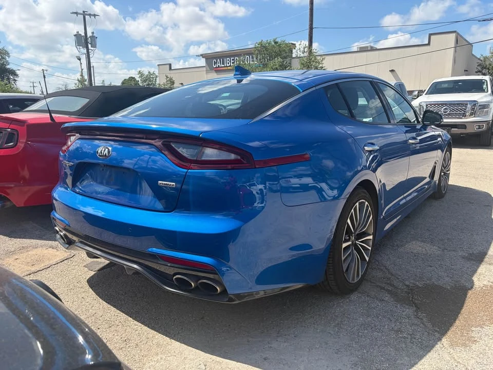 2019 Kia Stinger - Image 5 of 8