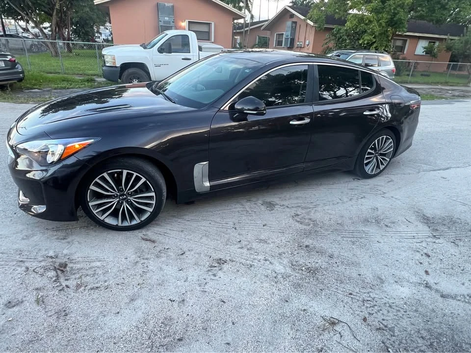 2019 Kia Stinger - Image 12 of 12