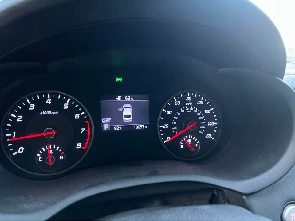 2019 Kia Stinger - Image 5 of 12