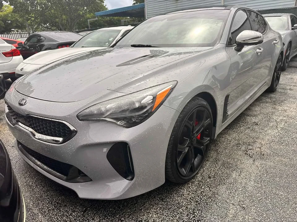 2019 Kia Stinger - Image 2 of 20