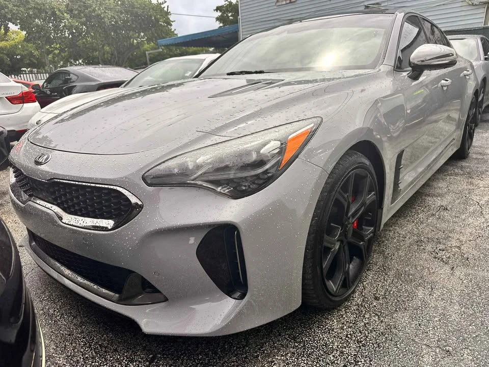 2019 Kia Stinger - Image 4 of 20