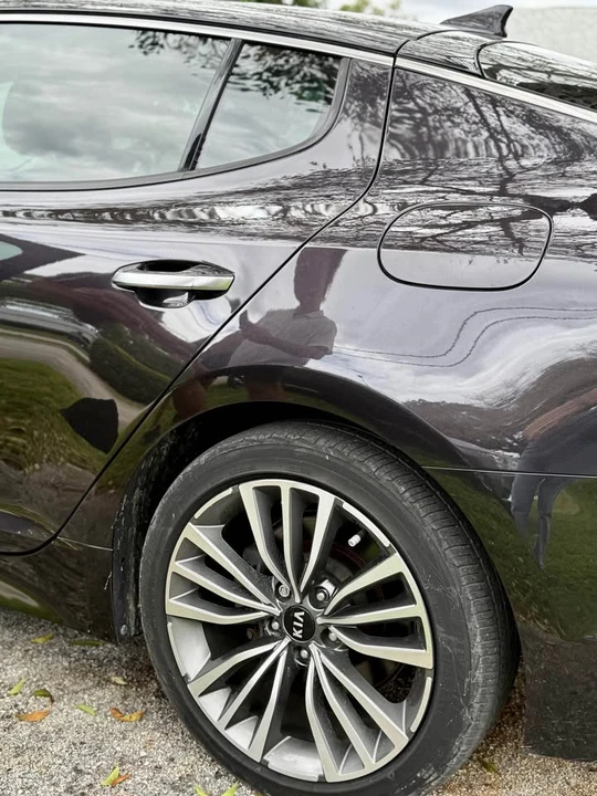 2019 Kia Stinger - Image 8 of 20