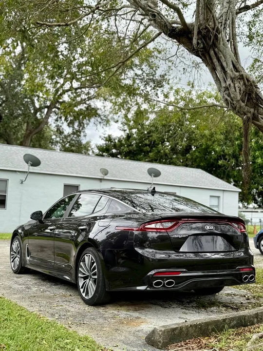 2019 Kia Stinger - Image 7 of 20