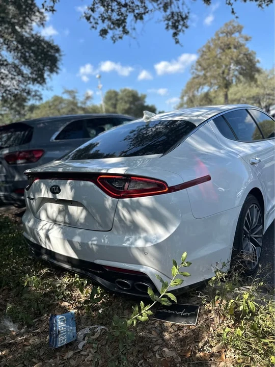 2019 Kia Stinger - Image 5 of 12