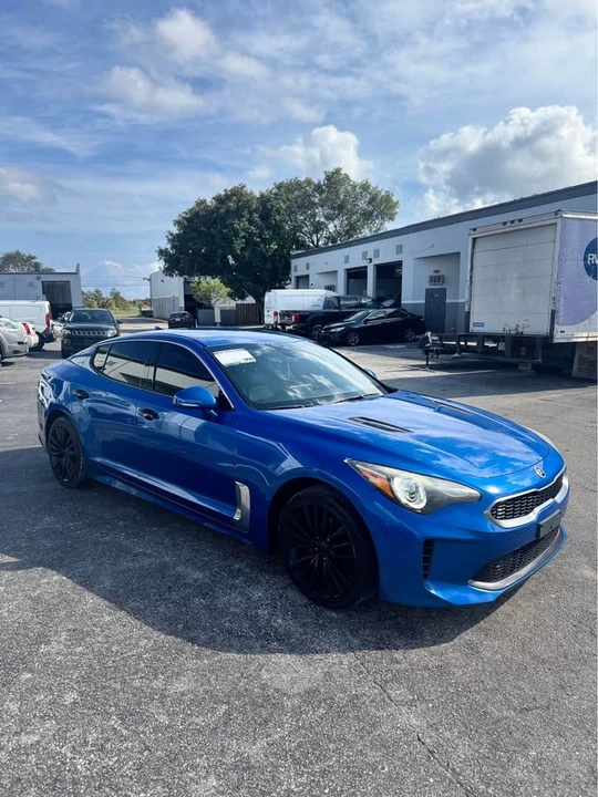 2019 Kia Stinger - Image 3 of 11