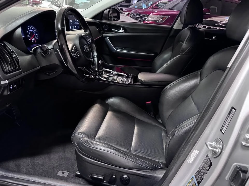 2019 Kia Stinger - Image 10 of 20